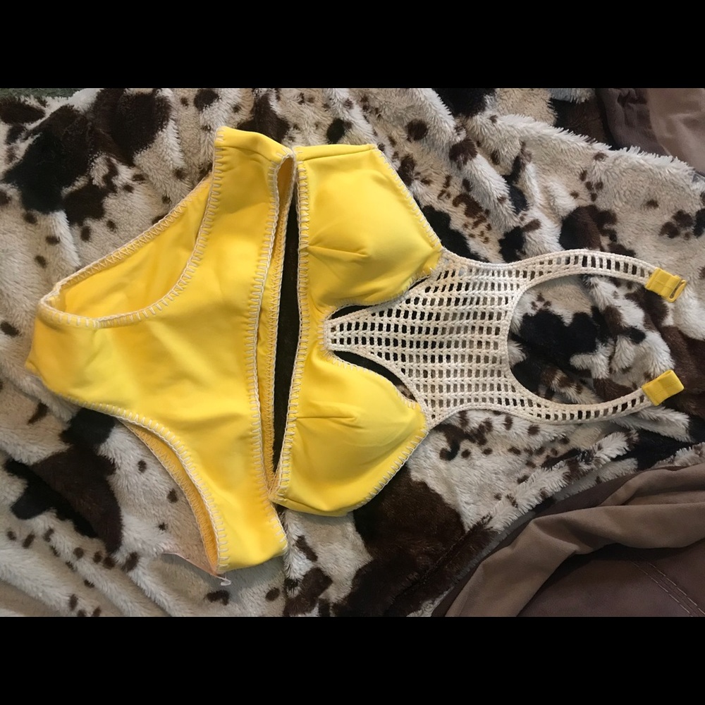 Victoria’s Secret Bikini